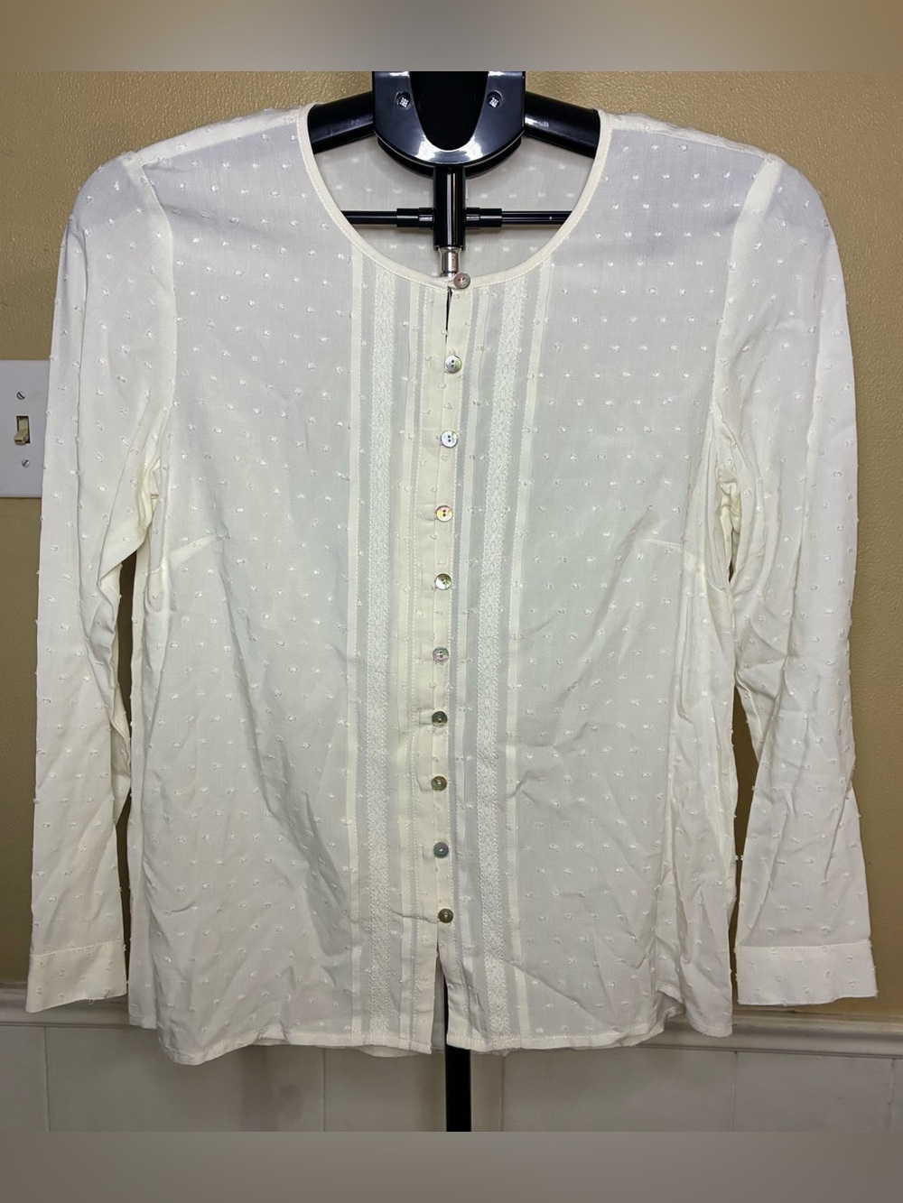 J. Jill Cream Swiss Dot Button-Front Blouse